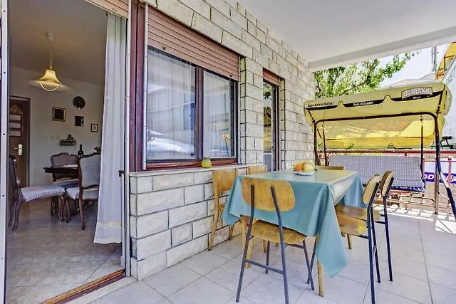 Apartments Nino Seget Vranjica 0*,  Croatia