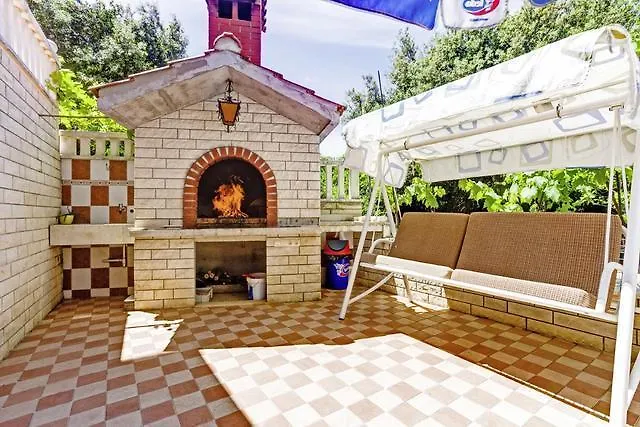 Apartments Nino Seget Vranjica